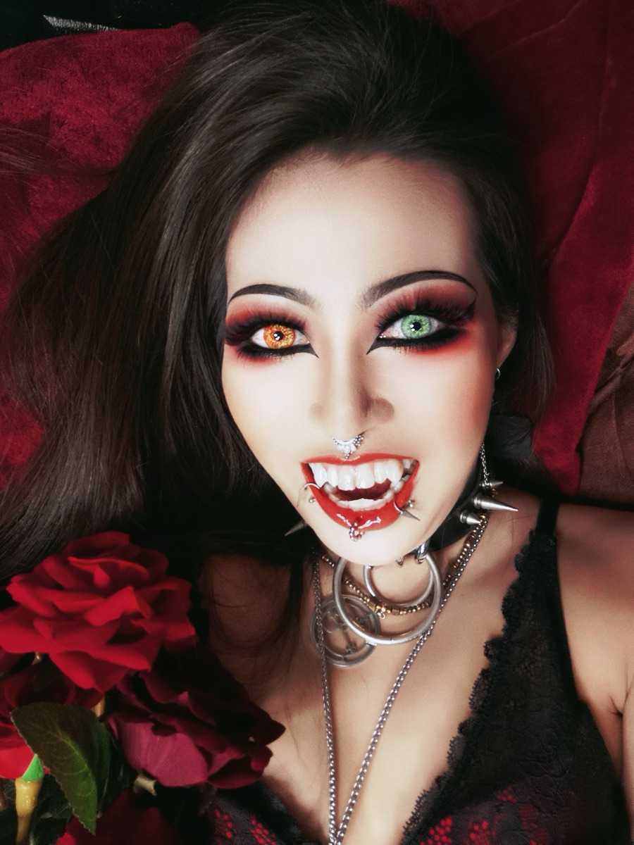 $ROSEFANGS